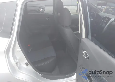 2015 Nissan Versa Note Sv z USA, uszkodzony, nr VIN 3N1CE2CP6FL400968